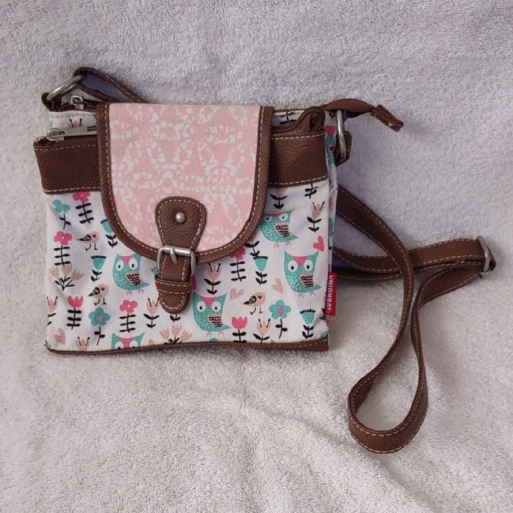 UnionBay Owl Crossbody Bag Purse 8 1/4" x 6 1/2"
